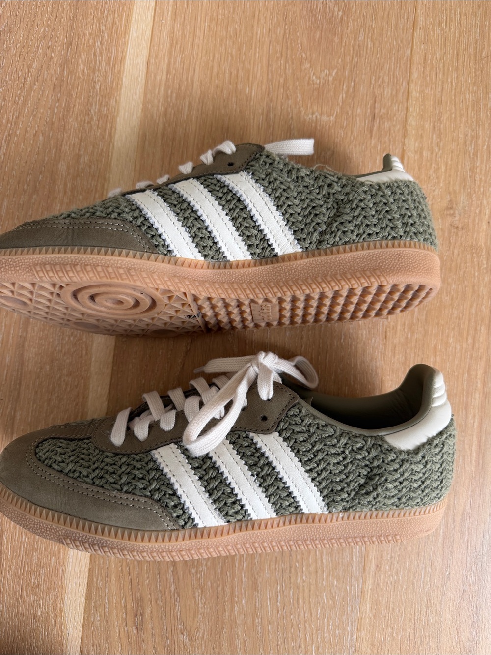 Women’s Adidas Olive Green Samba Woven Sneakers size 6.5 - Picture 3 of 13